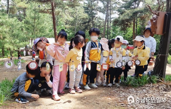 지난해 부춘산 유아숲체험원에서 진행된 산림체험