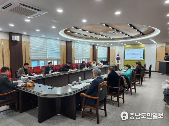 1. 천안시농업기술센터가 농업기계임대사업 운영위원회 회의를 개최했다.