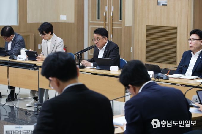 김영환 충북도지사, ‘정치적 중립과 흔들림 없는 도정’강조